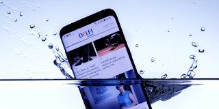 What to do when phone falls inside water 2